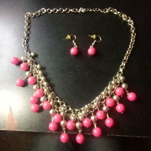 Pink necklace/earrings